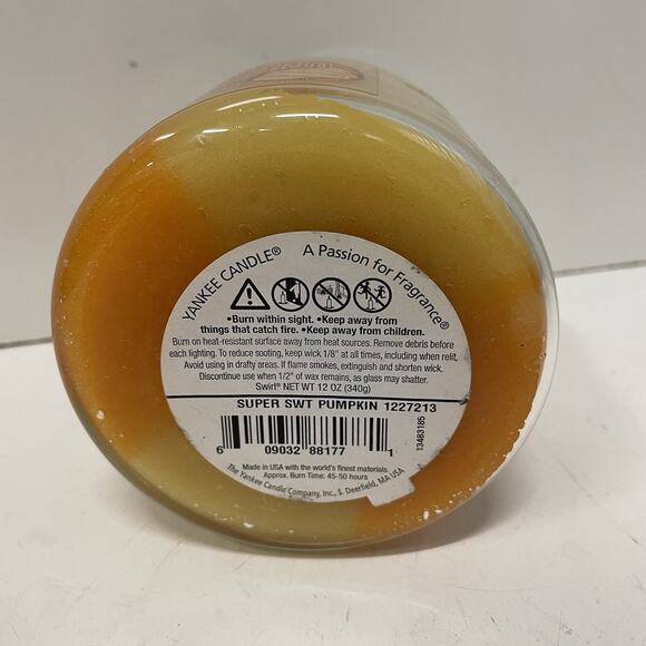 Yankee Super Sweet Pumpkin Swirl Candle Old Stock DISCONTINUED - Picture 4 of 4